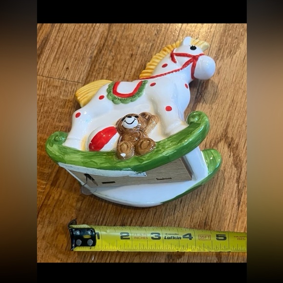 Rocking horse musical holiday decor - Picture 6 of 7